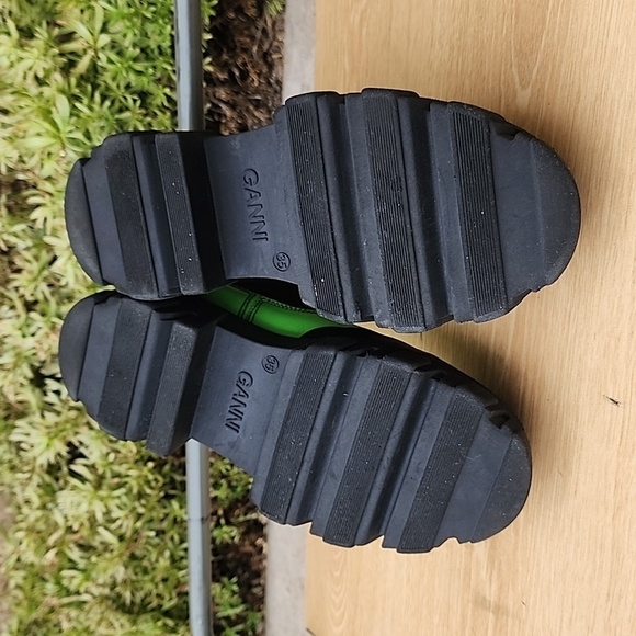 Ganni Lime Green Black Leather Chelsea Boot Size UE 35 MSRP $570 - Picture 9 of 14